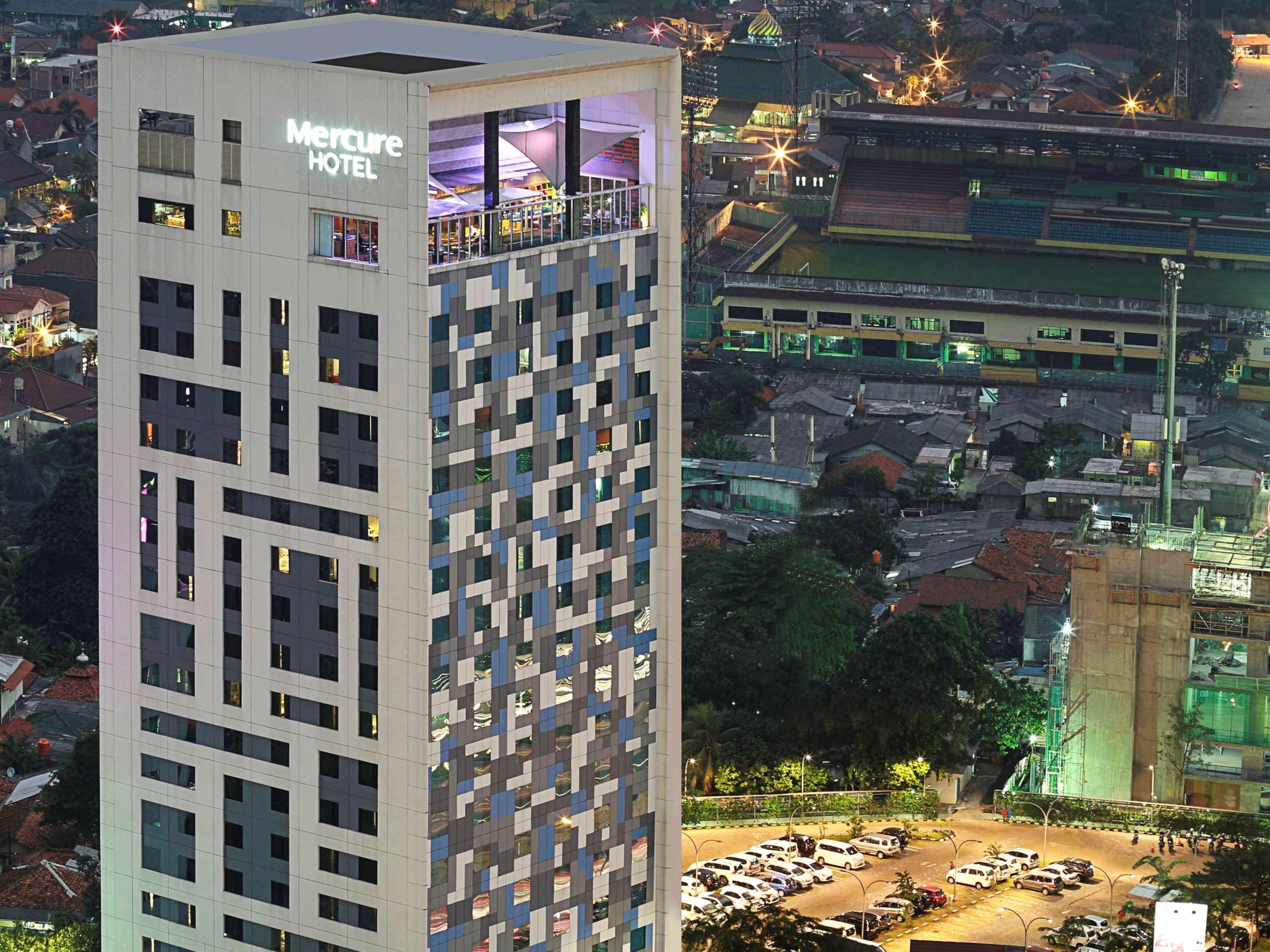 Mercure Jakarta Simatupang Exterior photo
